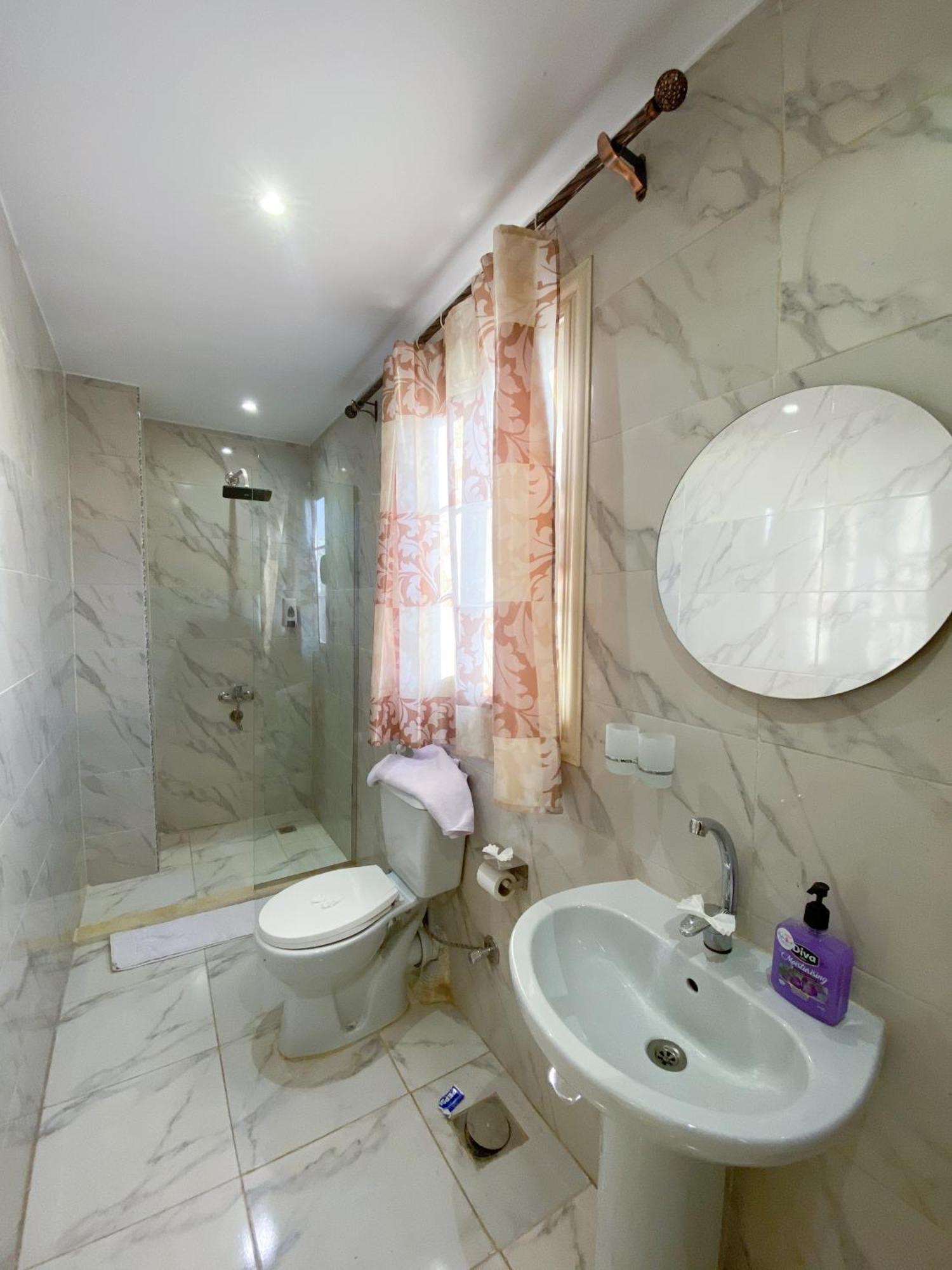 Young Pharaoh View Inn Каїр Екстер'єр фото