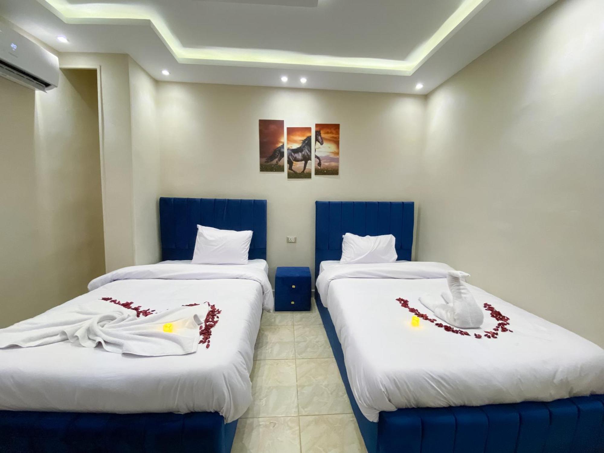 Young Pharaoh View Inn Каїр Екстер'єр фото
