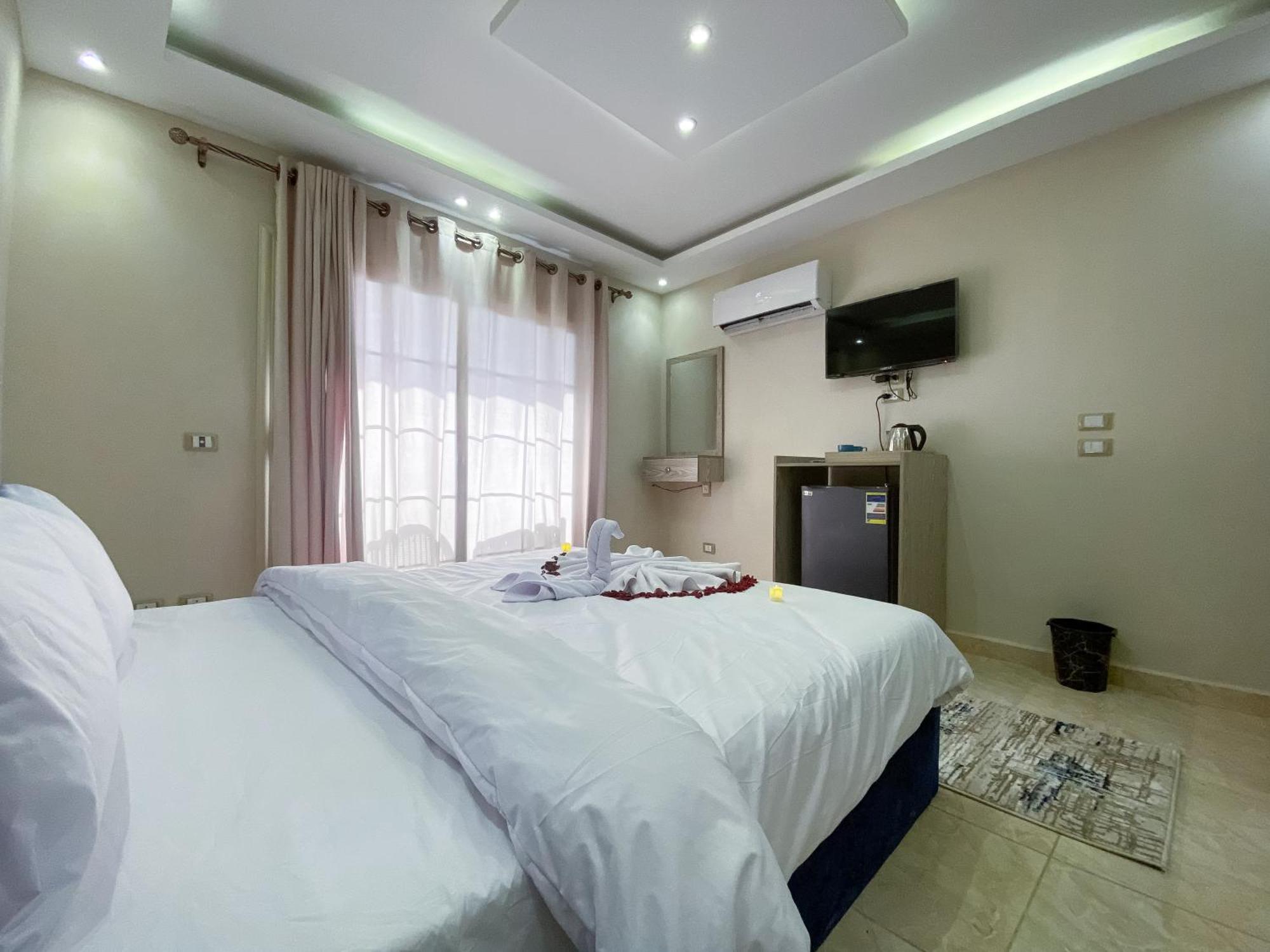 Young Pharaoh View Inn Каїр Екстер'єр фото